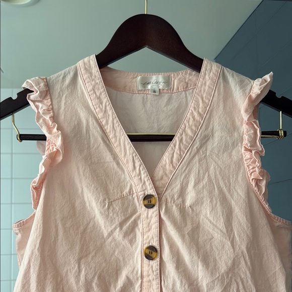 Little White House Pink Flutter Sleeve Peplum Tank Top Size Small - Picture 2 of 10